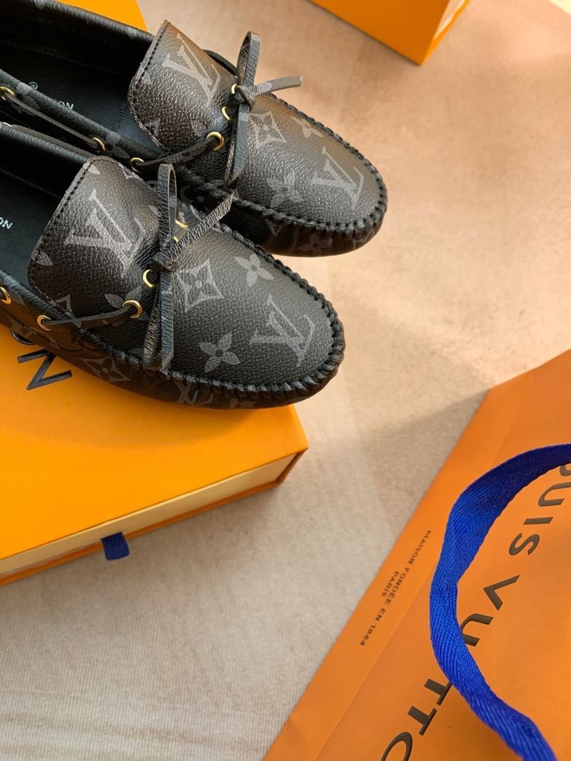 Louis Vuitton Low Shoes